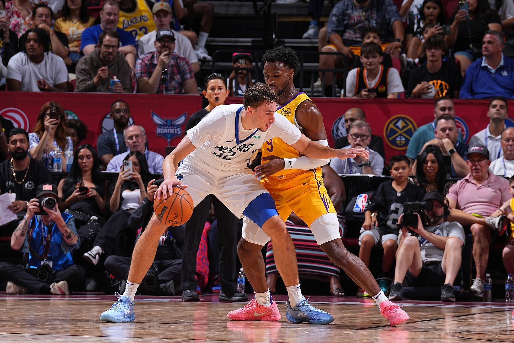 基德：弗拉格会犯错很正常 但他才18岁就如此沉着确实令人惊叹